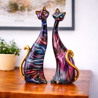 Duo de chats multicolores en résine, idée cadeau pour une personne qui aime les chats