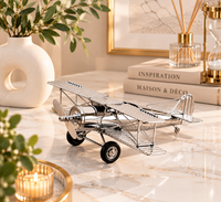 Avion Décoratif Vintage en Métal Argenté – Miniature Biplan Rétro