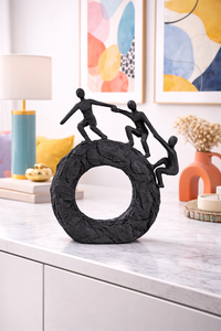 Sculpture Déco Solidarité – Statue Design Moderne Noire en Résine